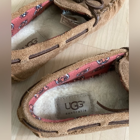 Kids UGG. Size US 2 unisex - Picture 4 of 9